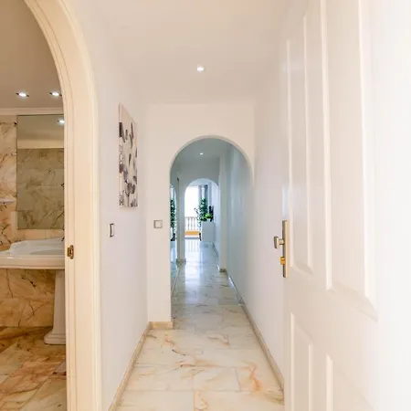 Sunset Ocean View Apartman *