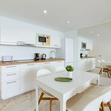 Sunset Ocean View Apartman *