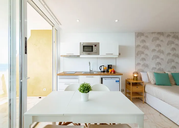 Sunset Ocean View Lejlighed