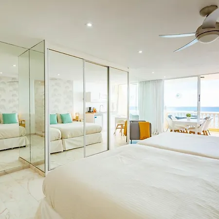 Sunset Ocean View Apartamento *