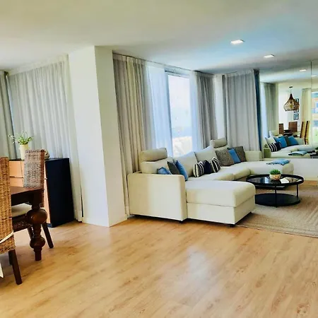 Sunset Ocean View Apartamento *
