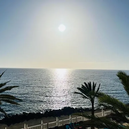 Sunset Ocean View Apartment